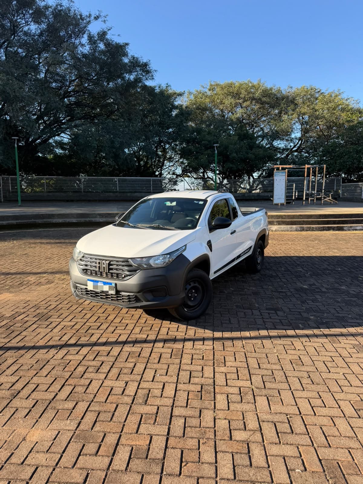FIAT STRADA 1.4 ENDURANCE FLEX 8V CS PLUS 2022 — foto 1